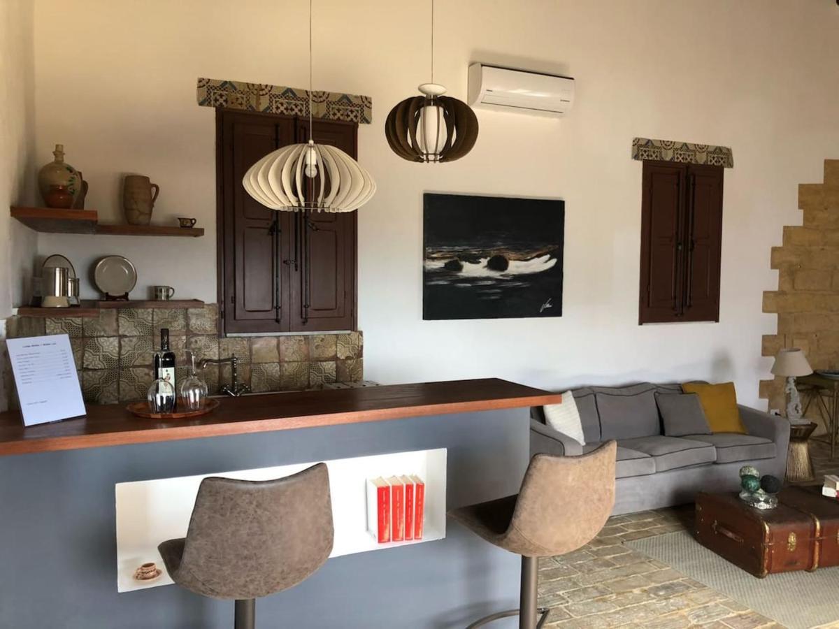 Villa La Lumia B&B Suites & Apartments Agrigente Extérieur photo